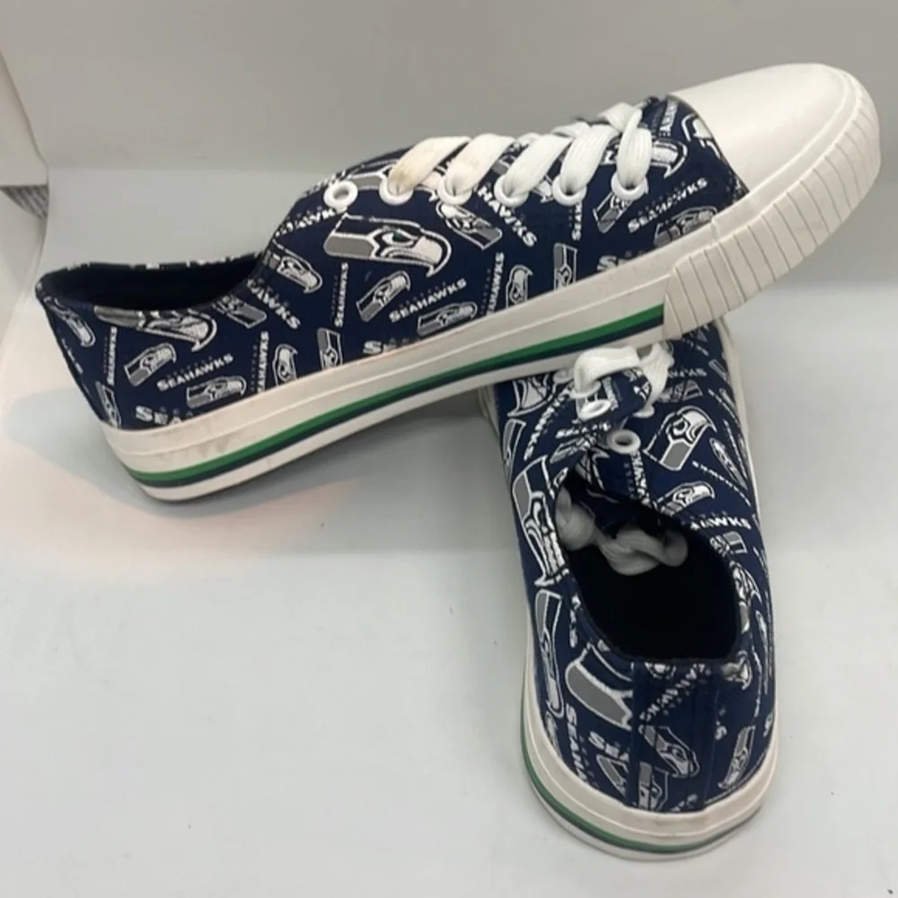 NWT NFL Seahawks shoes lace up sneakers size 8